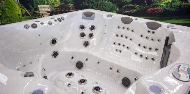 Rendezvous Hot Tub